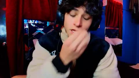 Luke online show from January 11, 1:10 am