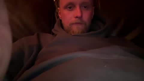 lukeeeeey96 online show from March 19, 1:31 am