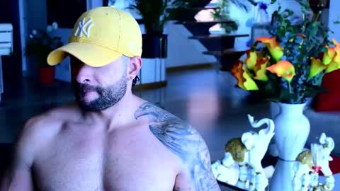 Lukhas f4f online show from March 12, 7:20 pm