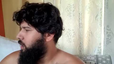 Snapshot of luksmen1 chatting on November 13, 12:15 pm lucifer online show from November 13, 12:15 pm