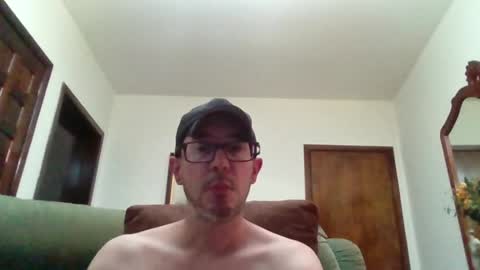 Luke online show from April 17, 11:08 pm