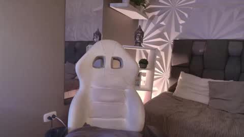 Cookie  online show from February 14, 3:14 am