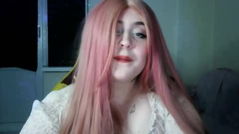 lulovia online show from January 16, 9:19 pm