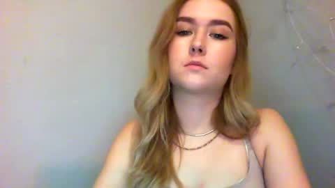 Lulu Baby18 online show from February 2, 4:43 pm