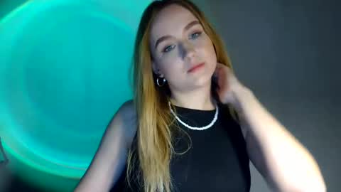 Lulu Baby18 online show from February 26, 10:20 pm