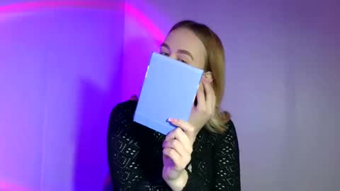 Lulu Baby18 online show from March 9, 7:12 am