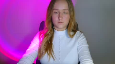 Lulu Baby18 online show from November 11, 7:03 pm