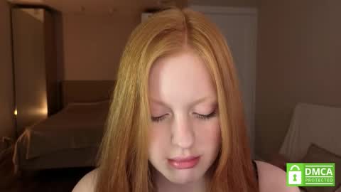 Snapshot of lulu_moons chatting on October 5, 4:05 pm Lulu online show from October 5, 4:05 pm