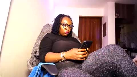 lulu_sparks1 online show from June 23, 1:36 am