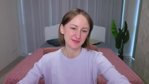 Lily online show from October 8, 10:13 am