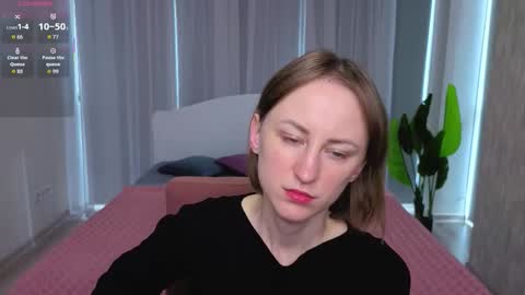 Lily online show from October 19, 9:43 am