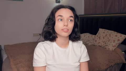 Lily online show from May 19, 6:14 pm