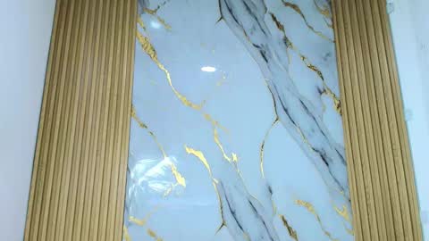 LULU online show from January 16, 2:54 pm