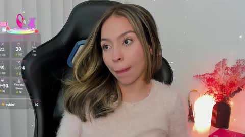 luluuberry online show from January 11, 10:59 pm