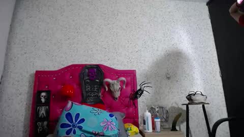 Luly online show from October 29, 1:52 am