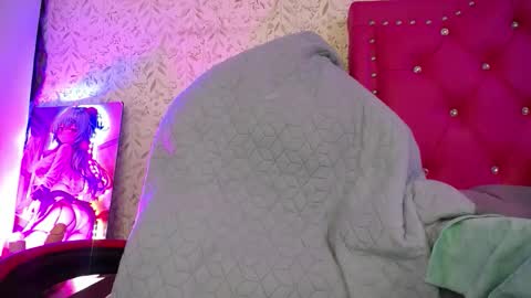 Luly online show from November 15, 4:43 am