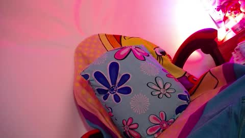 Luly online show from November 28, 4:15 am