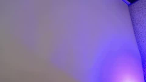 Luly online show from May 2, 3:55 am