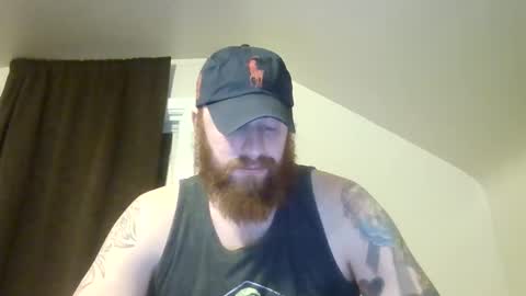 Snapshot of lumberjackk4u chatting on March 16, 5:44 am lumberjackk4u online show from March 16, 5:44 am