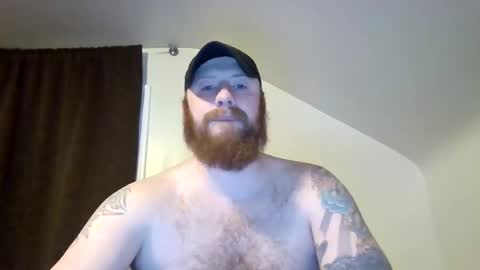 Snapshot of lumberjackk4u chatting on April 20, 4:26 am lumberjackk4u online show from April 20, 4:26 am