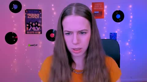 Sweet Lumi online show from April 25, 7:33 am