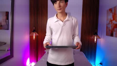 Snapshot of lumiernova chatting on April 30, 8:37 pm Lumier online show from April 30, 8:37 pm