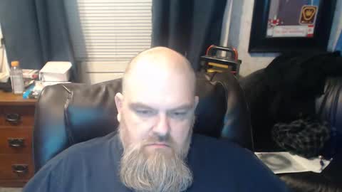 Snapshot of lump420 chatting on May 3, 3:34 am lump420 online show from May 3, 3:34 am