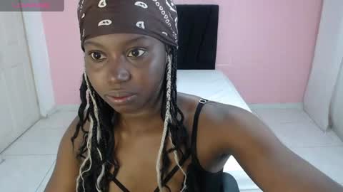 luna253951 online show from June 17, 3:13 pm