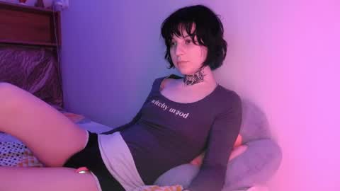 Snapshot of luna__allure chatting on August 8, 11:50 pm Luna online show from August 8, 11:50 pm