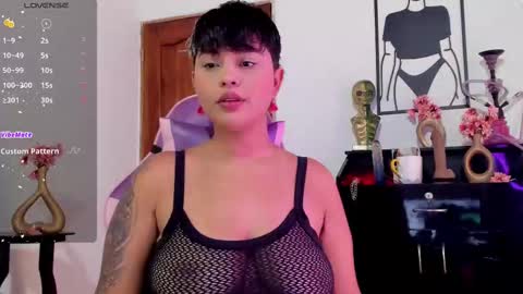 Snapshot of luna__cute chatting on October 4, 3:32 pm Luna online show from October 4, 3:32 pm