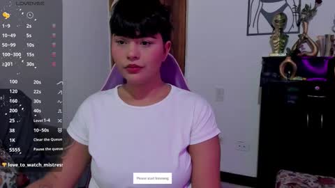 Snapshot of luna__cute chatting on October 7, 10:18 pm Luna online show from October 7, 10:18 pm