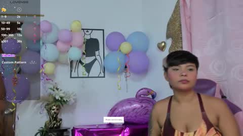 Snapshot of luna__cute chatting on October 27, 12:15 am Luna online show from October 27, 12:15 am
