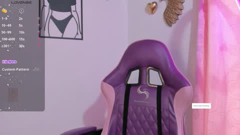 Snapshot of luna__cute chatting on November 23, 5:02 pm Luna online show from November 23, 5:02 pm