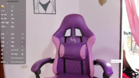 Snapshot of luna__cute chatting on November 24, 4:40 pm Luna online show from November 24, 4:40 pm