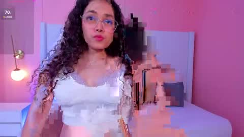 Luna online show from April 7, 5:13 pm