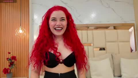 Snapshot of luna__vegga chatting on June 1, 5:14 pm Luna online show from June 1, 5:14 pm