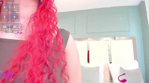 Snapshot of luna__vegga chatting on June 20, 7:05 pm Luna online show from June 20, 7:05 pm