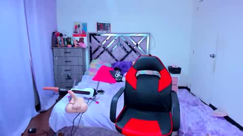 Snapshot of luna_analya chatting on December 3, 11:41 am luna_analya online show from December 3, 11:41 am