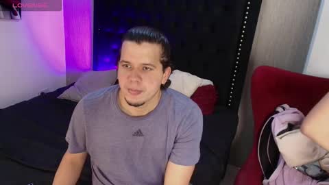 Snapshot of luna_and_titan chatting on November 24, 1:00 pm Luna And Titan online show from November 24, 1:00 pm