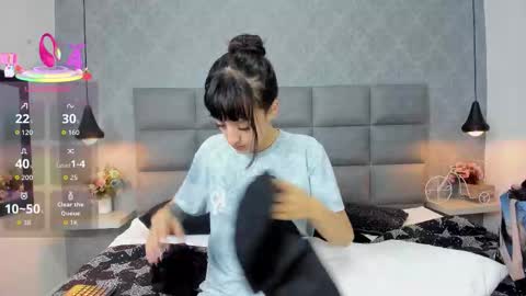 Snapshot of luna_bella3 chatting on November 29, 11:57 am Luna online show from November 29, 11:57 am