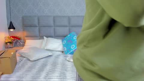 Luna online show from February 17, 11:40 am