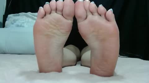 Luna--Blueberry online show from December 19, 3:57 am