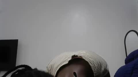 luna_blues online show from May 10, 12:05 am