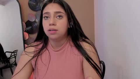 luna_cute14 online show from May 31, 6:09 pm