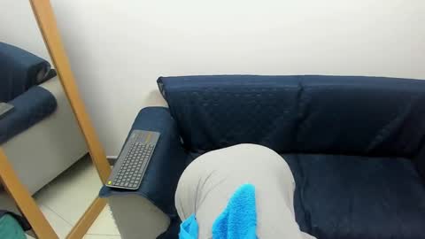 luna  online show from February 3, 8:57 am