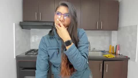 Snapshot of luna_dumont chatting on May 19, 11:16 am luna online show from May 19, 11:16 am