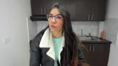 Snapshot of luna_dumont chatting on July 28, 11:05 am luna online show from July 28, 11:05 am