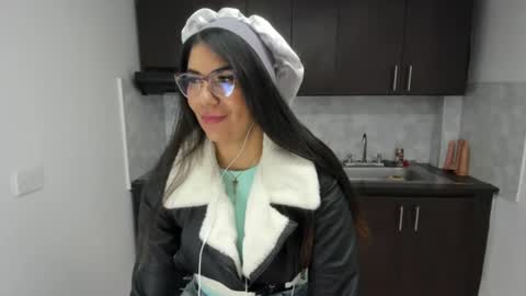 Snapshot of luna_dumont chatting on July 28, 11:17 am luna online show from July 28, 11:17 am
