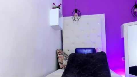 Snapshot of luna_ebony69 chatting on November 23, 11:43 am Luna online show from November 23, 11:43 am