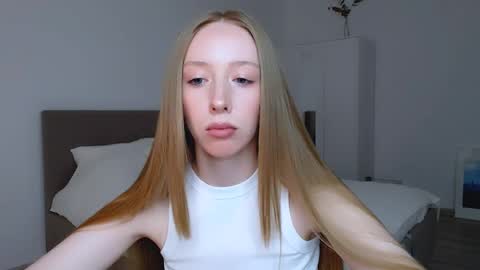 Luna online show from December 25, 7:13 pm